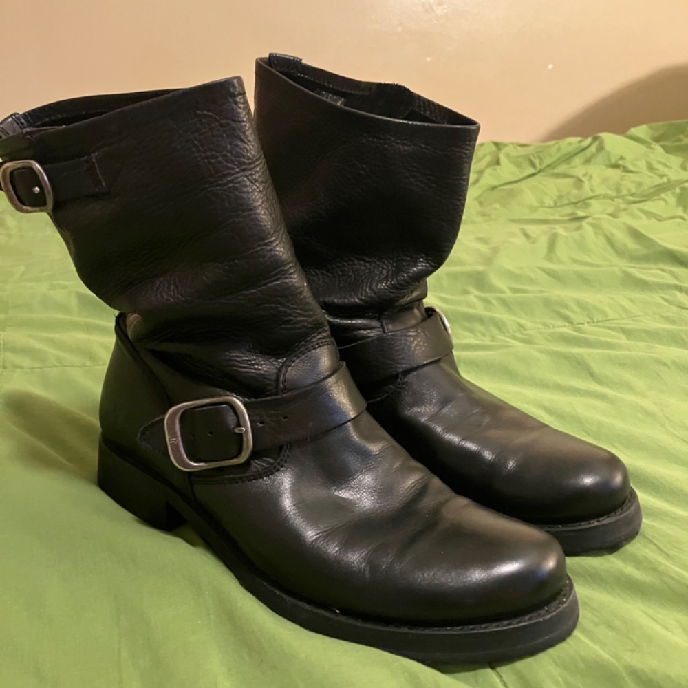 Frye "Veronica" leather biker boots, size 9 - Picture 2 of 4